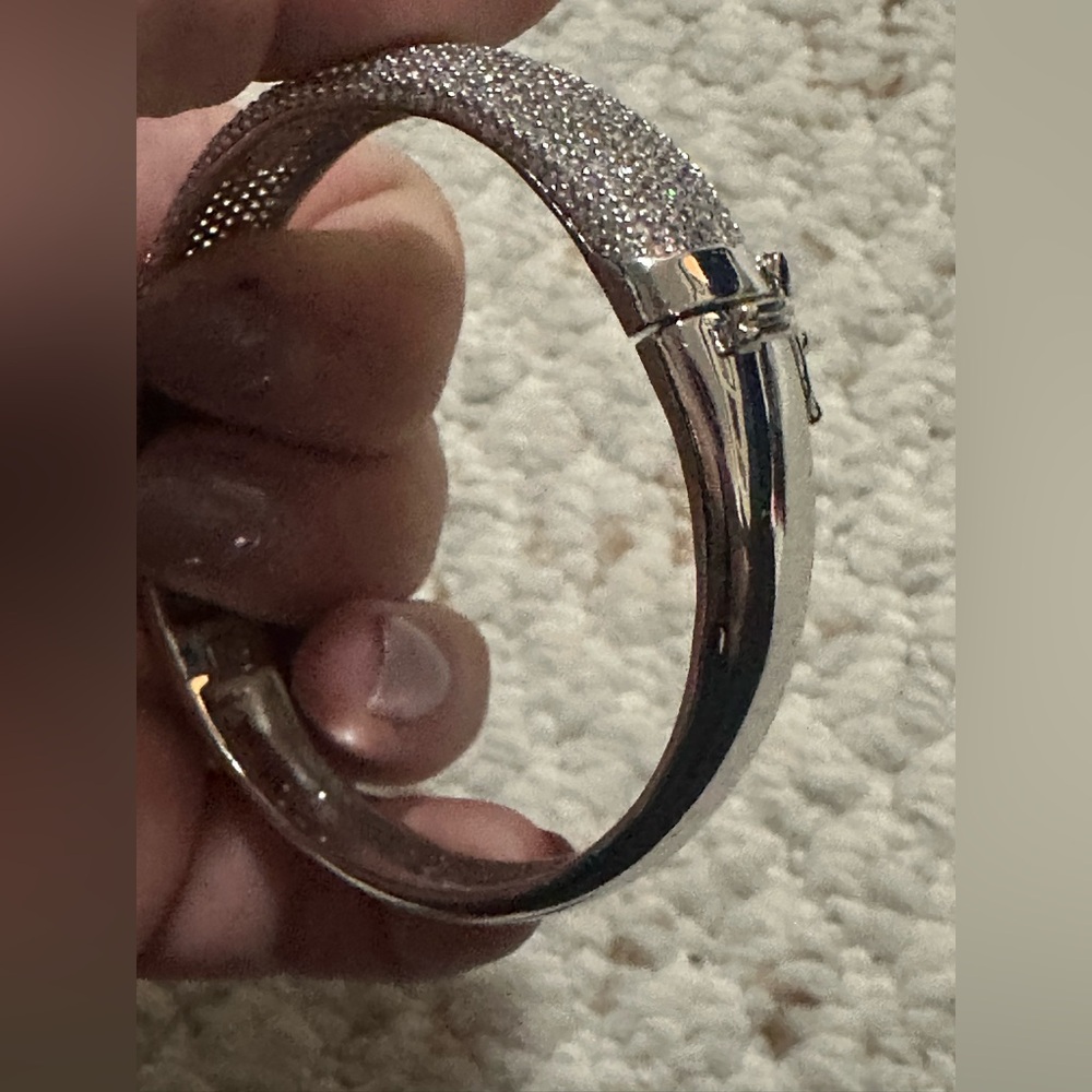 Women’s sparkle bracelet